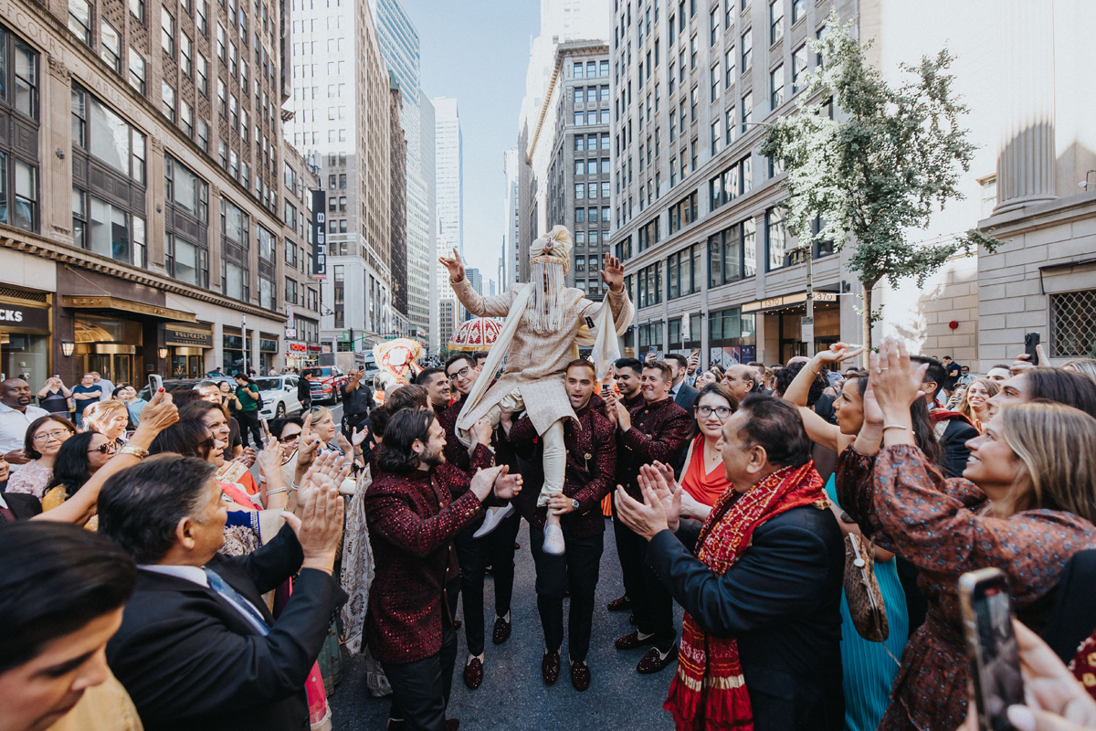 ptaufiq-indian-wedding-gotham hall-new york-baraat 7