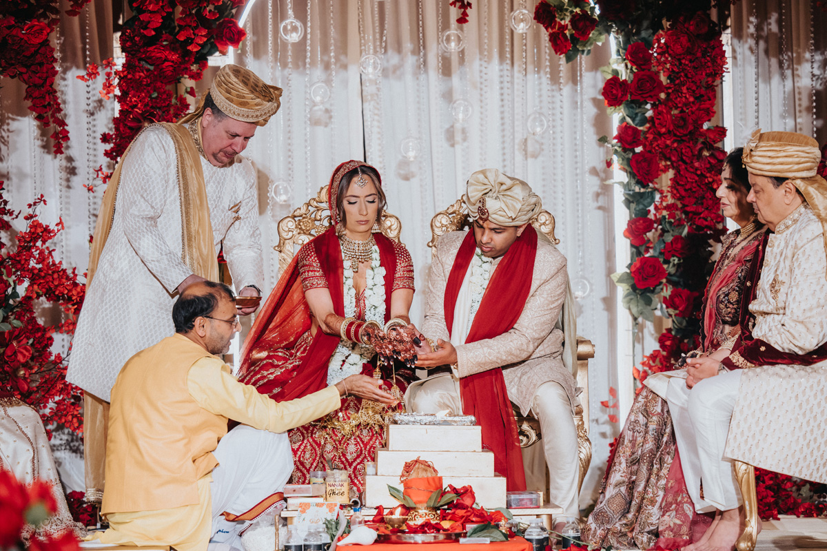 ptaufiq-indian-wedding-gotham hall-new york-ceremony 13