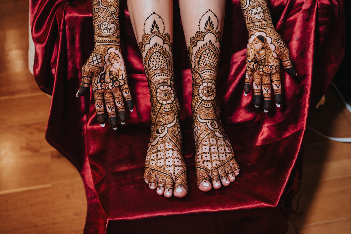 ptaufiq-indian-wedding-gotham hall-new york-mehndi 2