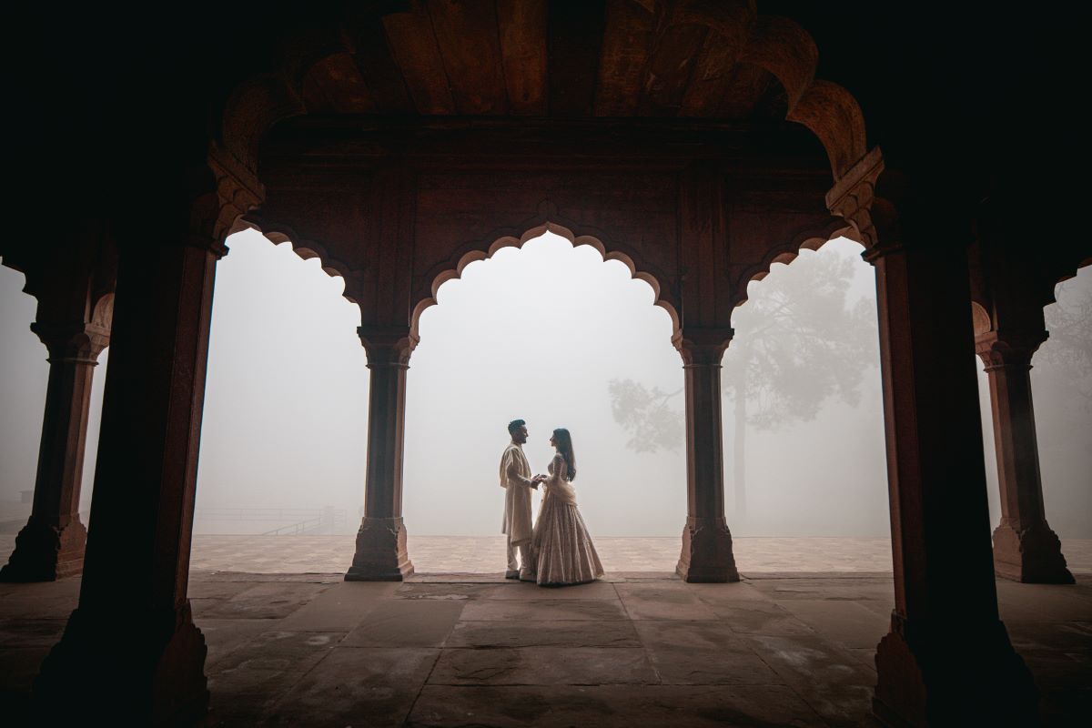 ptaufiq-indian-wedding-photography-taj mahal-india-destination-engagement 1