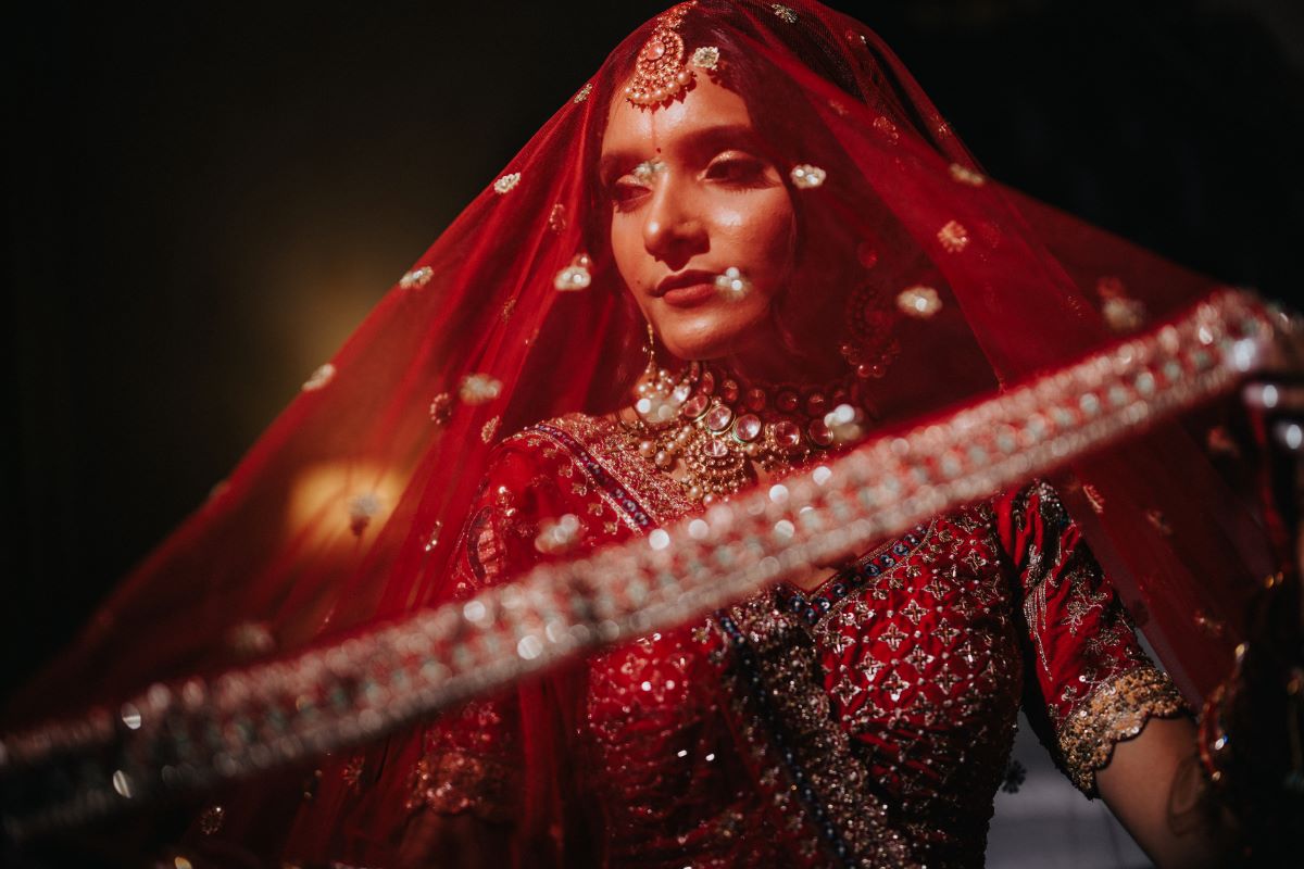 ptaufiq-indian-wedding-rajkot-India-getting ready bride 2