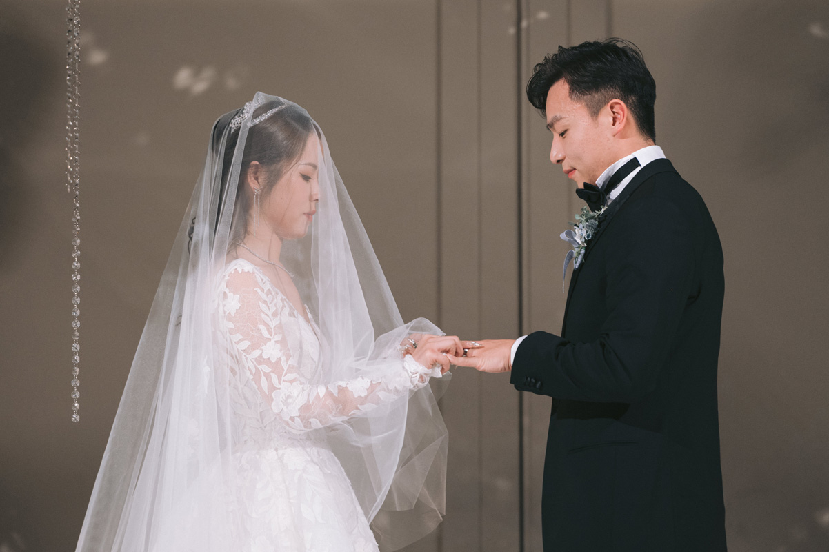 ptaufiq-chinese-wedding-Cipriani New York-Ceremony 6