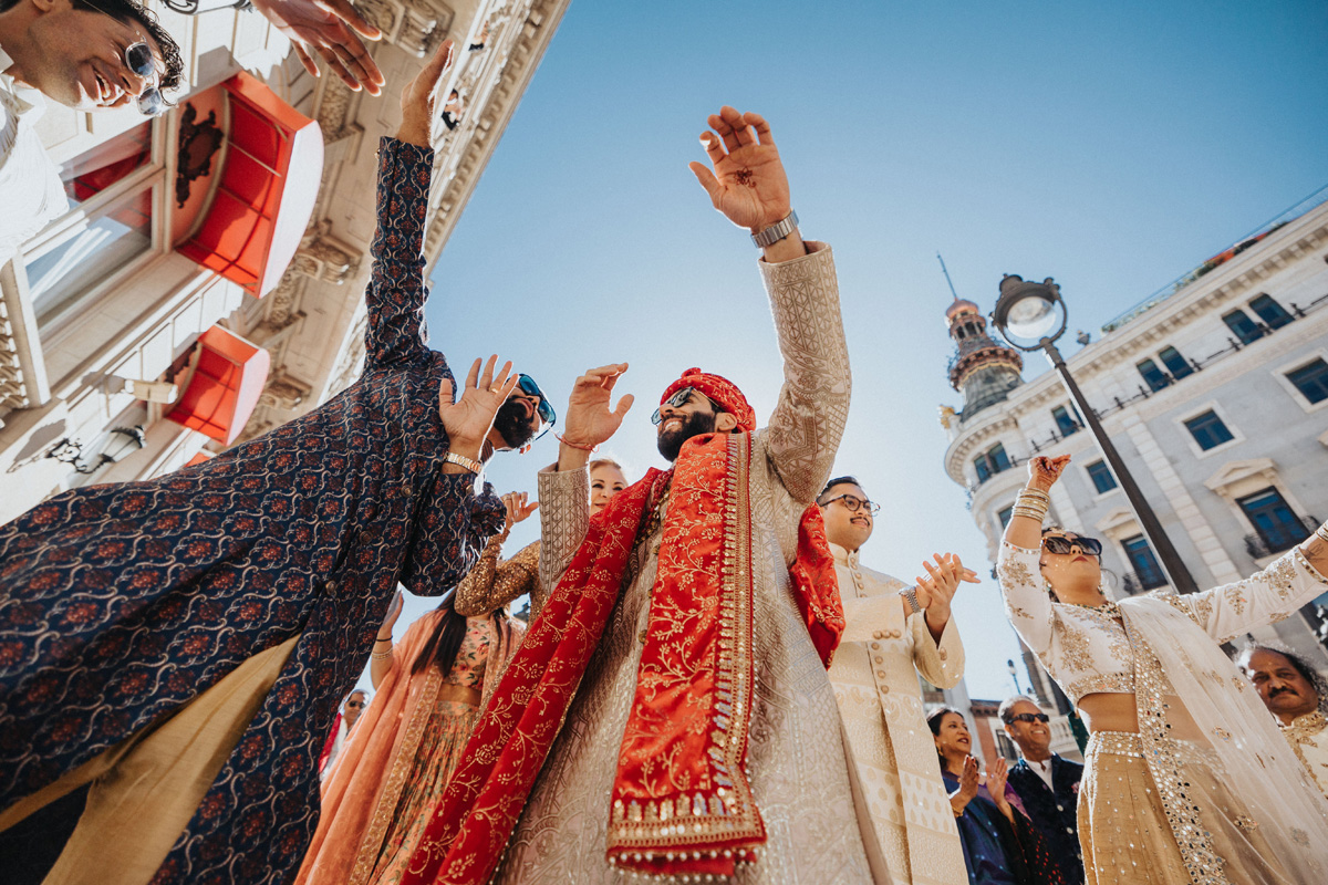 ptaufiq-indian-wedding-casino de madrid-spain-baraat 6