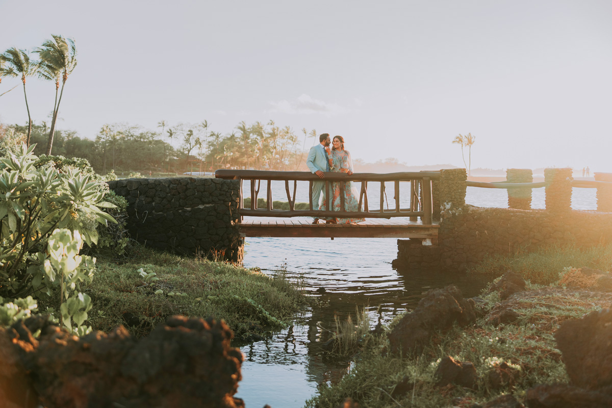 ptaufiq-indian-wedding-destination-Waikoloa Beach-Hawaii-couple portraits 1