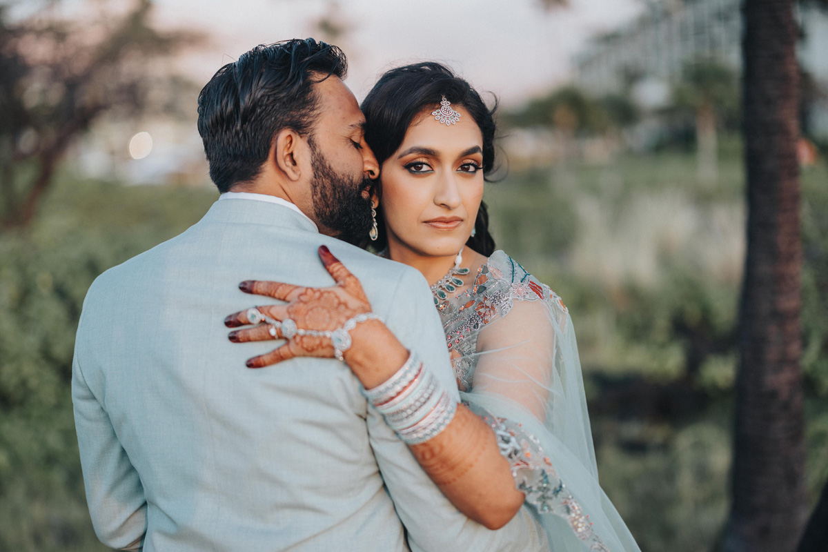 ptaufiq-indian-wedding-destination-Waikoloa Beach-Hawaii-couple portraits 2