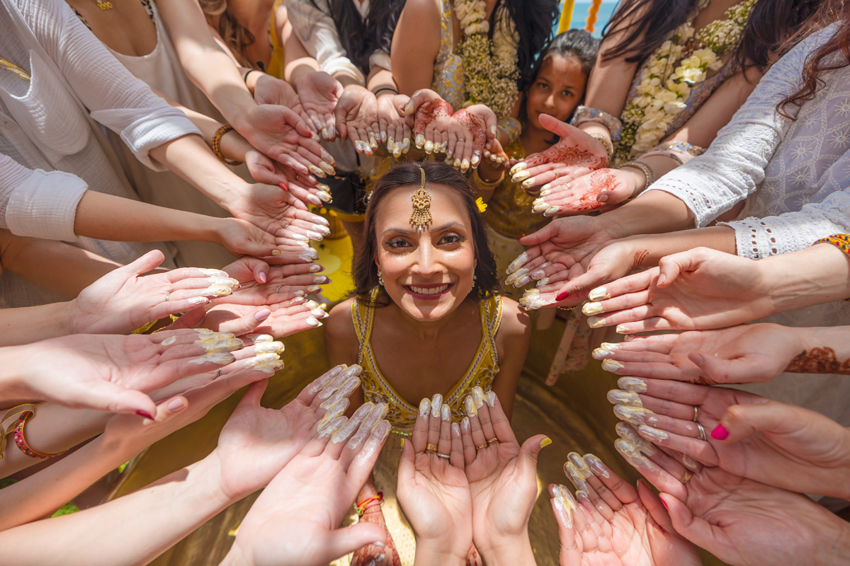 ptaufiq-indian-wedding-waldorf astoria cancu-mexico-haldi 8