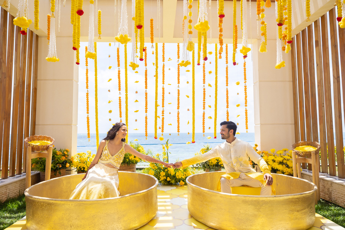 ptaufiq-indian-wedding-waldorf astoria cancu-mexico-haldi 9