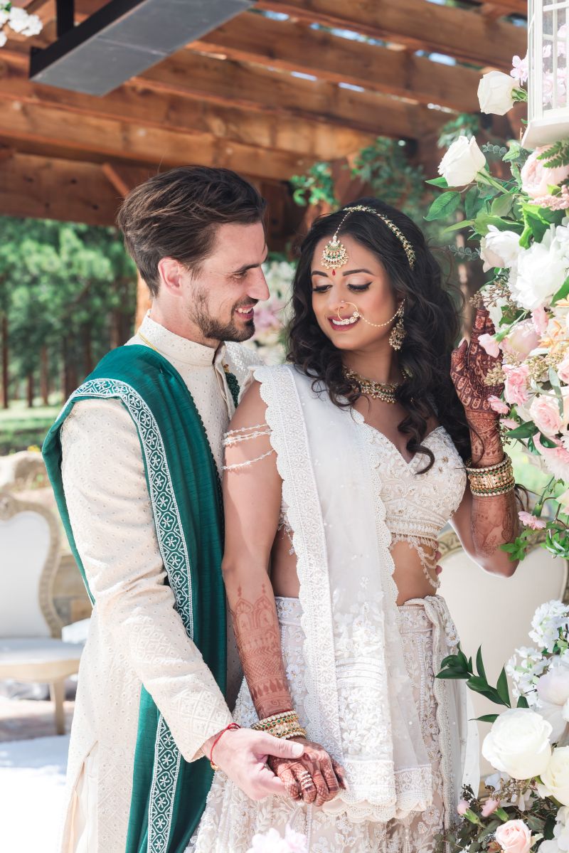 ptaufiq-Indian-wedding-Della Terra Mountain Chateau- Colorado-ceremony 10