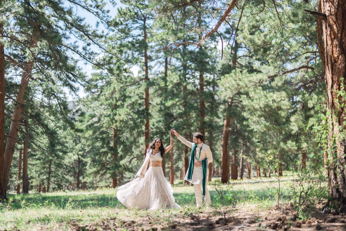 ptaufiq-Indian-wedding-Della Terra Mountain Chateau- Colorado-first look 1