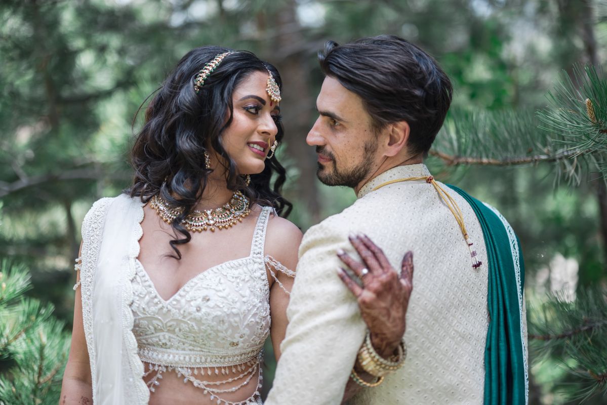 ptaufiq-Indian-wedding-Della Terra Mountain Chateau- Colorado-first look 2