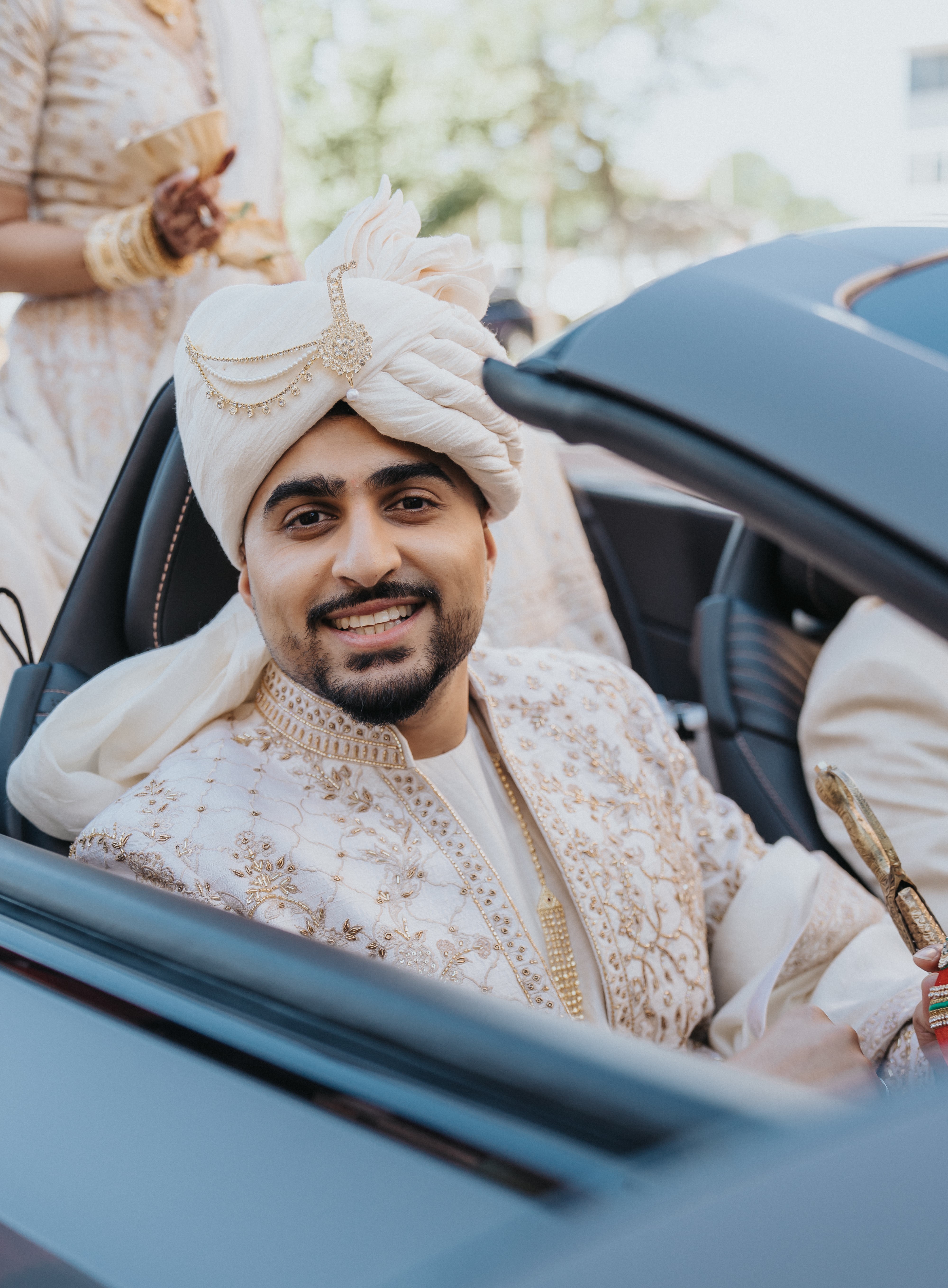 ptaufiq-Indian-wedding-Norfolk Waterside Marriot-baraat 5