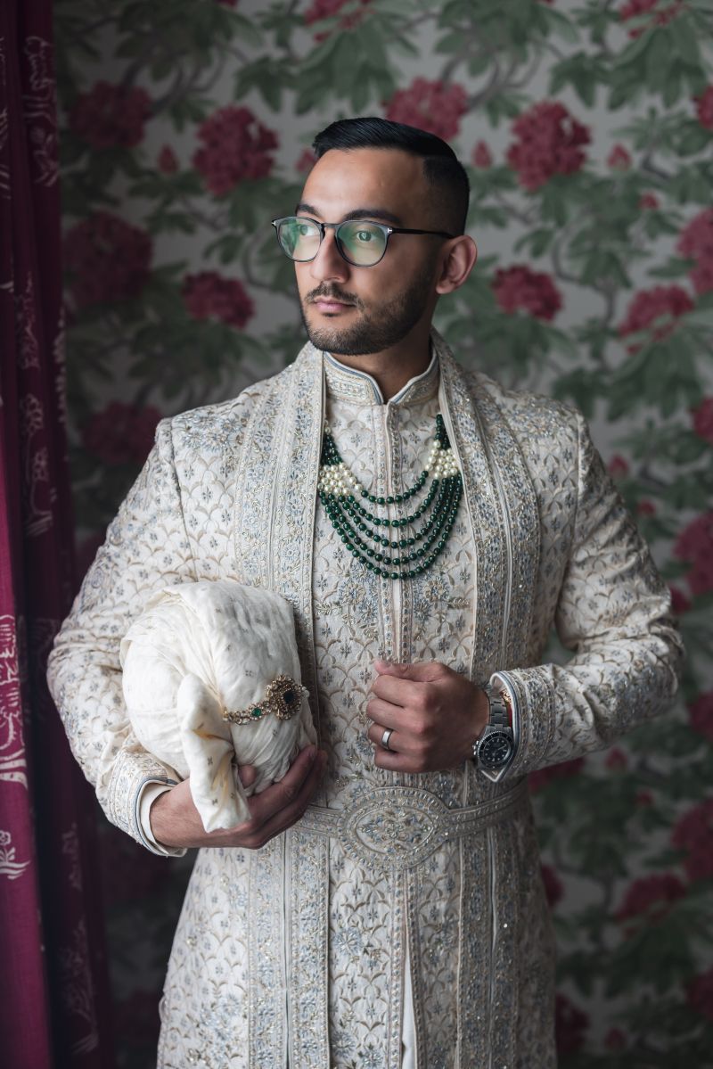 ptaufiq-indian-wedding-pendley manor hotel-London-preparation 8