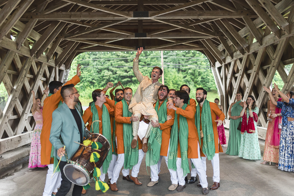 ptaufiq-Indian-wedding-The Hermitage Inn Vermont- Baraat 2