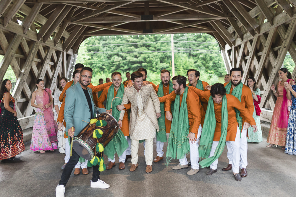 ptaufiq-Indian-wedding-The Hermitage Inn Vermont- Baraat 3