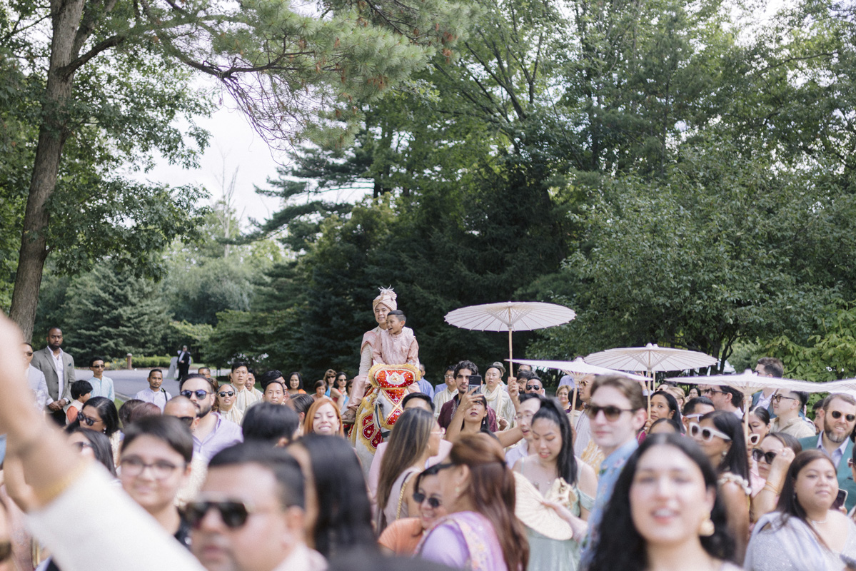 ptaufiq-indian-wedding-Glenmere Mansion-New York-Baraat 1