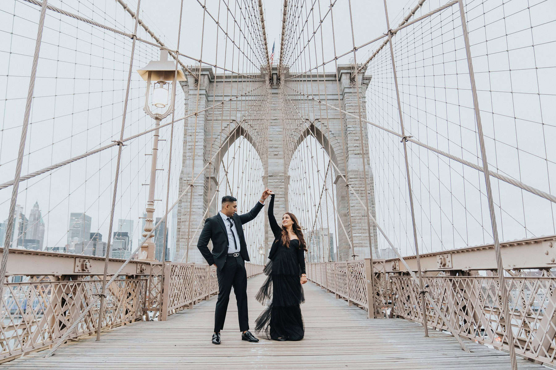 Engagement Photoshoot on the Brooklyn Bridge